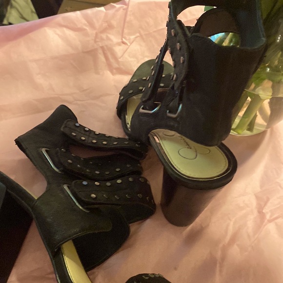 Jessica Simpson 3 strap Velcro heels - Picture 4 of 4